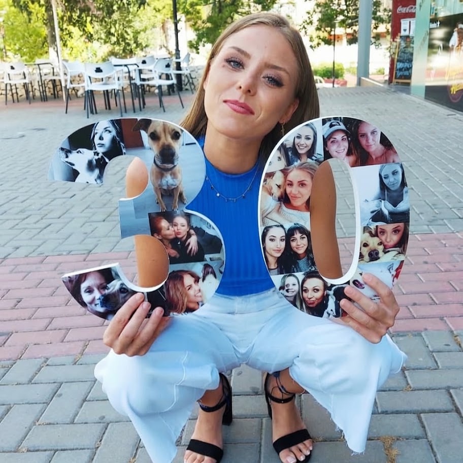 Número 30 personalizado con collage de fotografías - Picletters